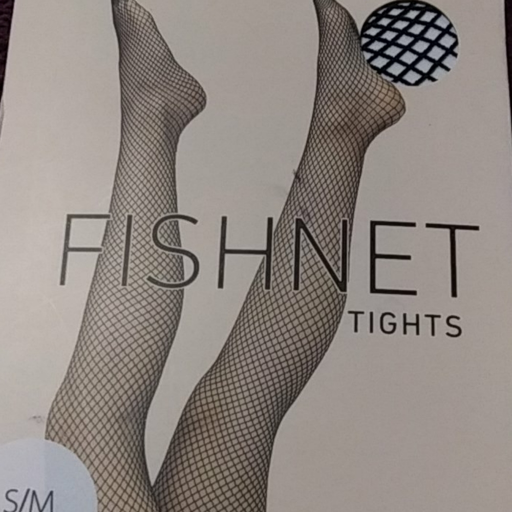 Nwt fishnet tights